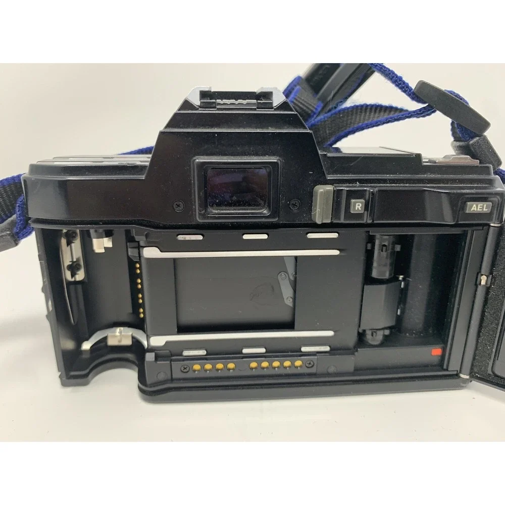 Minolta Maxxum 7000 35mm‎ Camera  For Parts Only Not Working